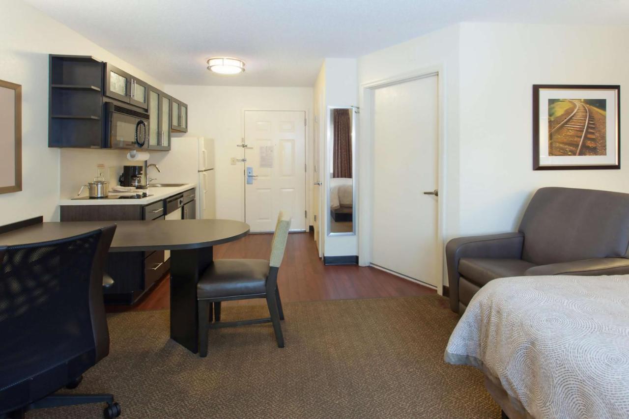 Sonesta Simply Suites San Antonio Northwest - Medical Center Bagian luar foto