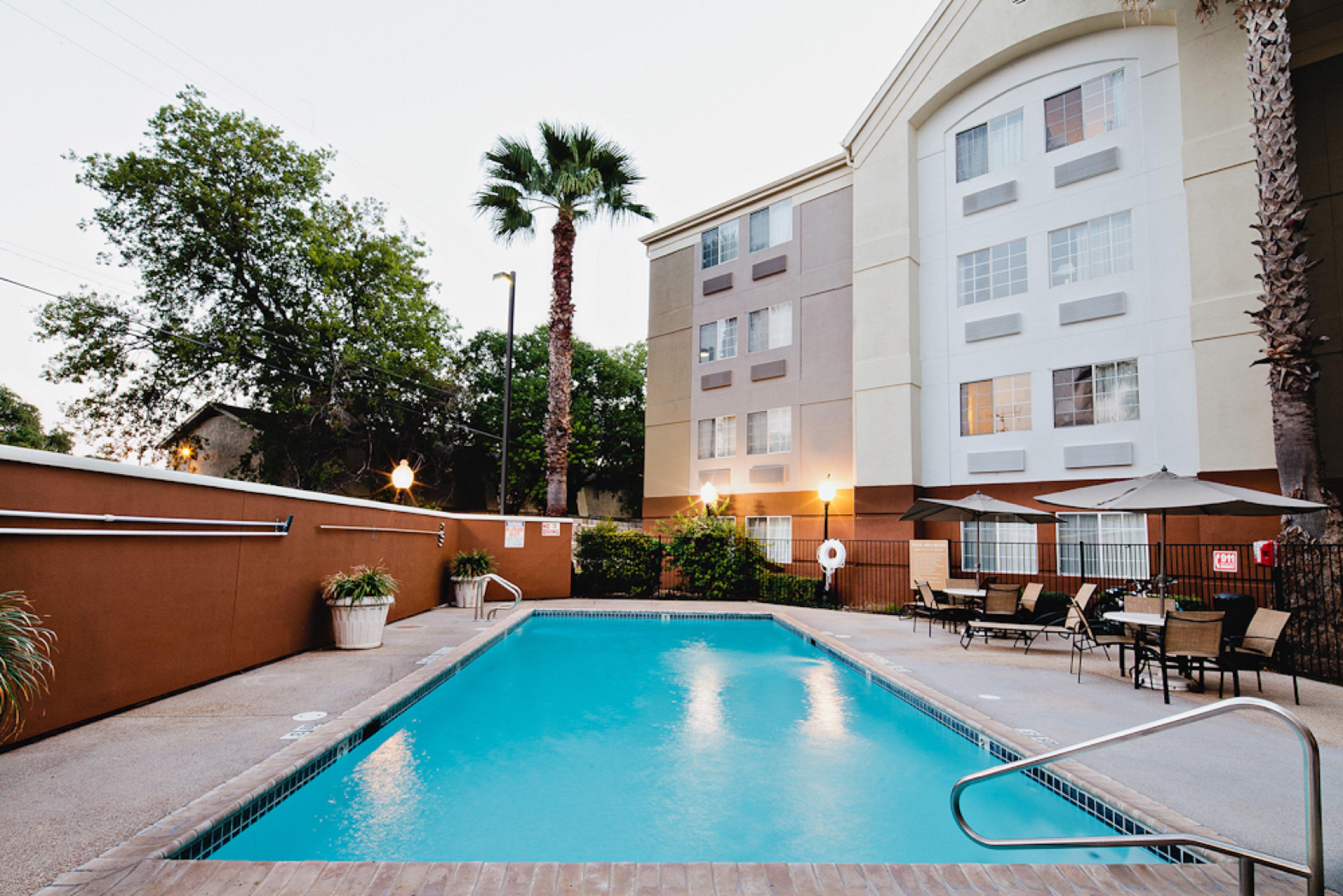 Sonesta Simply Suites San Antonio Northwest - Medical Center Bagian luar foto